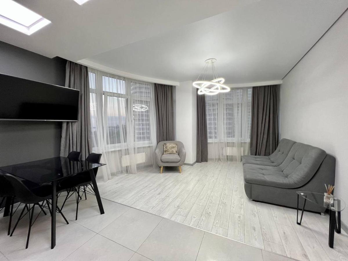 44 Pearl Stylish 1-Bedroom Apartment Odessa Exterior foto